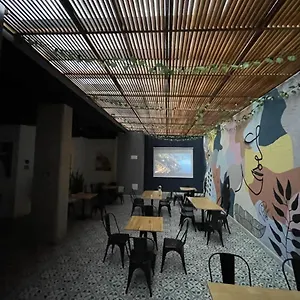 Hotel Em Corferias Embajada Americana Bogotá
