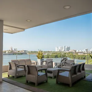 https://suite-con-balcon-cerca-al-centro.cartagena-hotels.org